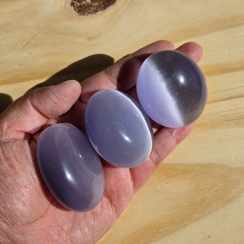 Lavender Cat's Eye Palmstone (Synthetic) | One Individual Palmstone