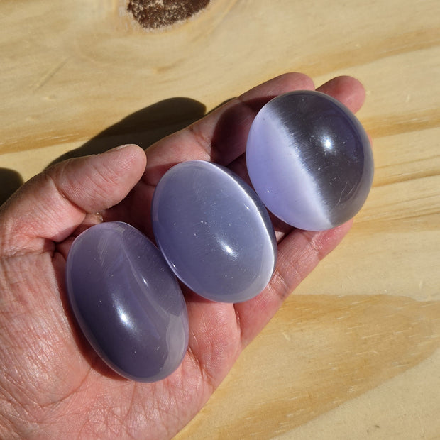 Lavender Cat's Eye Palmstone (Synthetic) | One Individual Palmstone