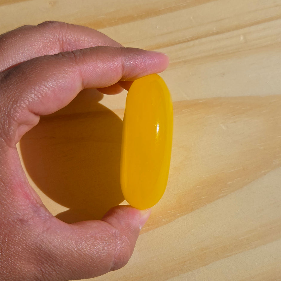 Lemon Drop Cat's Eye Palmstone (Synthetic) | One Individual Palmstone