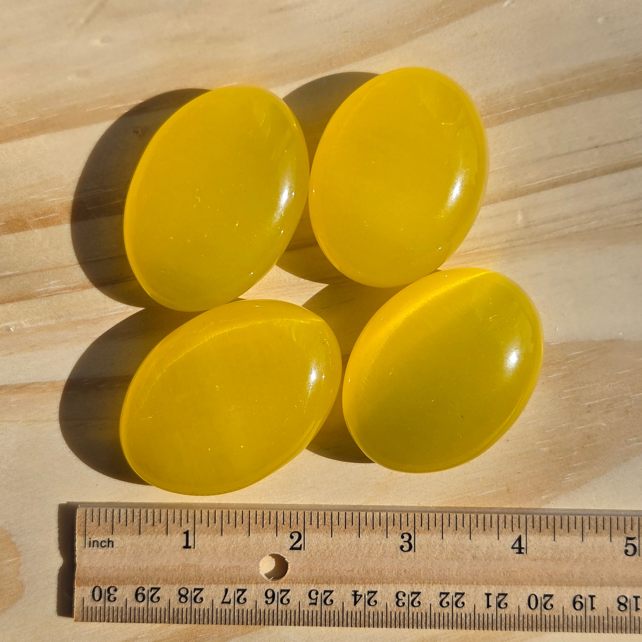 Lemon Drop Cat's Eye Palmstone (Synthetic) | One Individual Palmstone